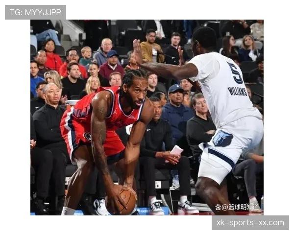 伦纳德通过高效挡拆拉开防守，季后赛得分贡献显著提升